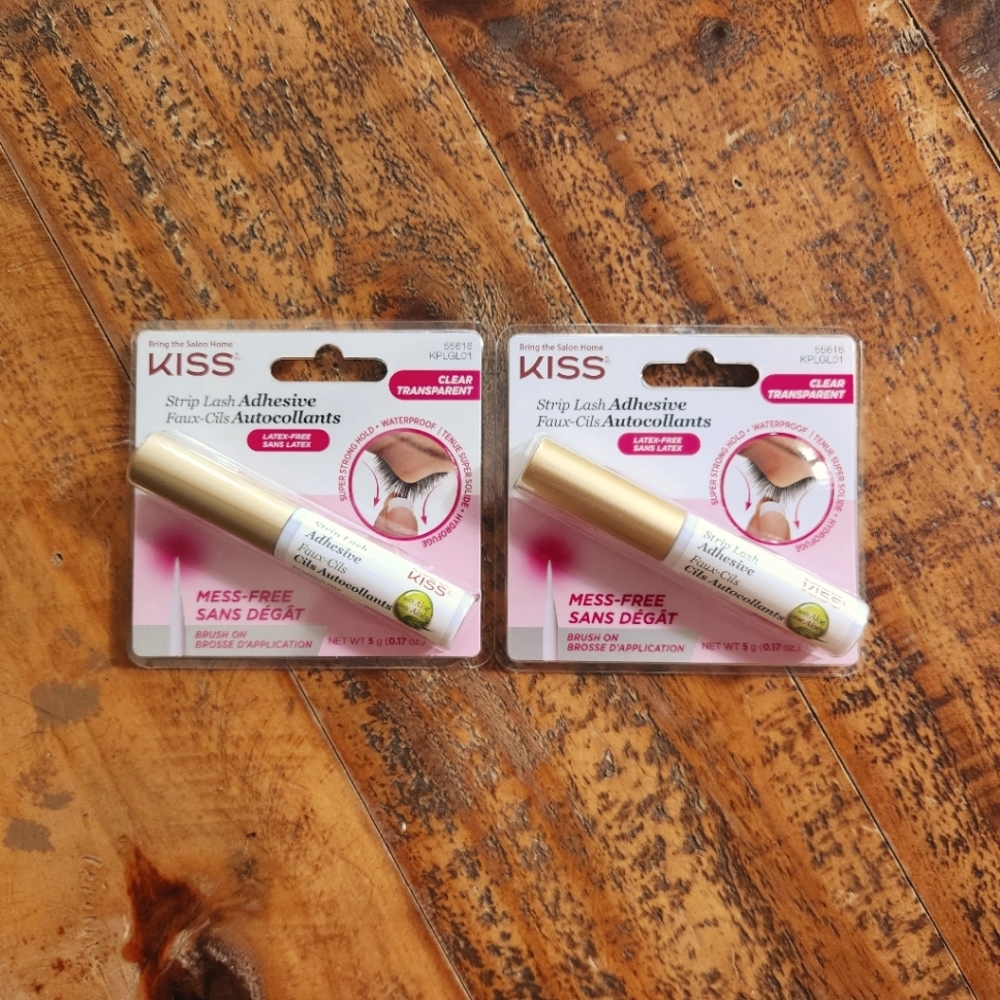 💋KISS strip lash adhesive brush